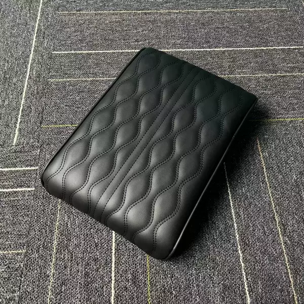 Wave pattern black