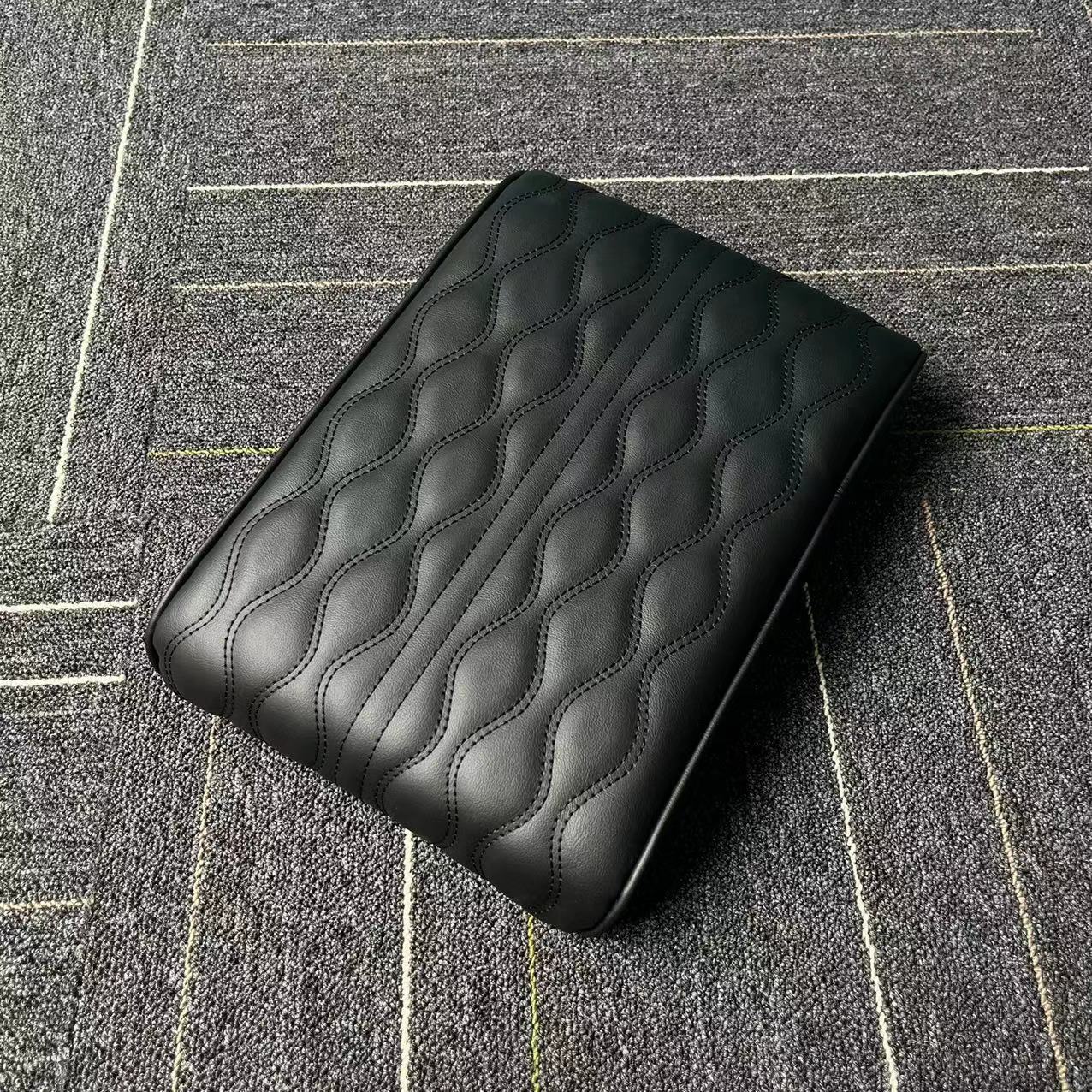 Universal Car Memory Foam Armrest Pad Universal Car Armrest Box Heightening Pad (Armrest box) - black