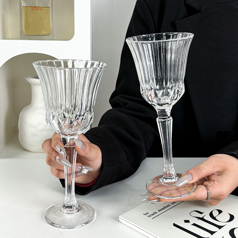Taza francesa transparente de alto pie, taza de champán, taza de vino, taza de jugo, taza de vidrio en relieve europea, taza de cóctel