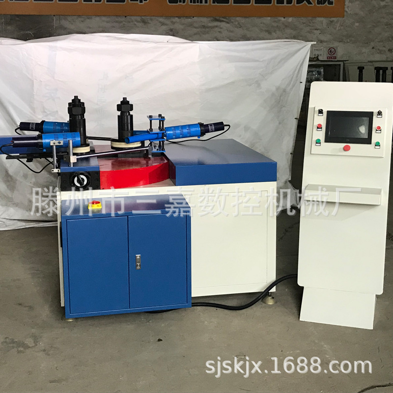 �������Ͻ��Ŵ������仡�� PVC�ܸ��Ͳ�Բ������Բ�����е�豸