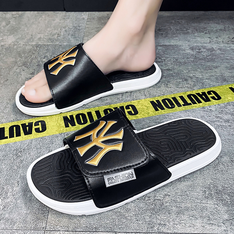 Slippers for Men's Summer Outer Wear New Non-Slip Couples Outdoor Wear-Resistant Soft-Soled Beach Sandals Large Size Flip-Flops for Women Slippers for Men's Summer Outer Wear New Non-Slip Couples Outdoor Wear-Resistant Soft-Soled Beach Sandals Large Size Flip-Flops for Women