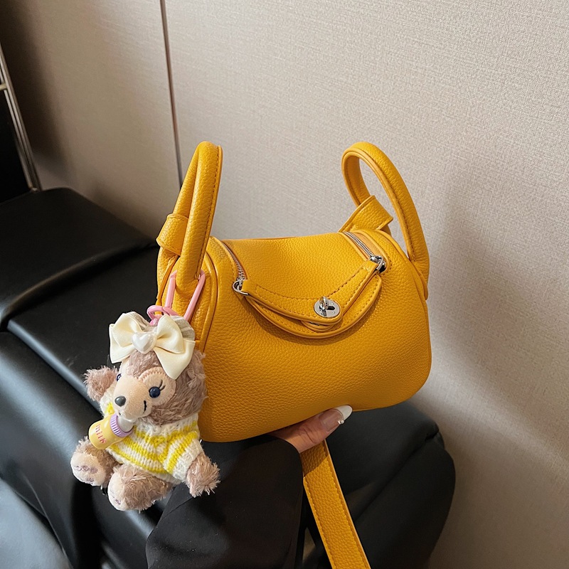 2025 New Solid Color Doctor Bag Casual Women's Large Capacity Shoulder Crossbody Bag Commuter Pillow Bag Handbag - Thumbnail 6
