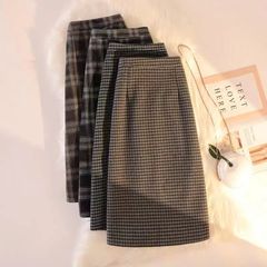 毛呢加厚格子半身裙女2025秋冬新款中长款高腰保暖显瘦开叉a字裙