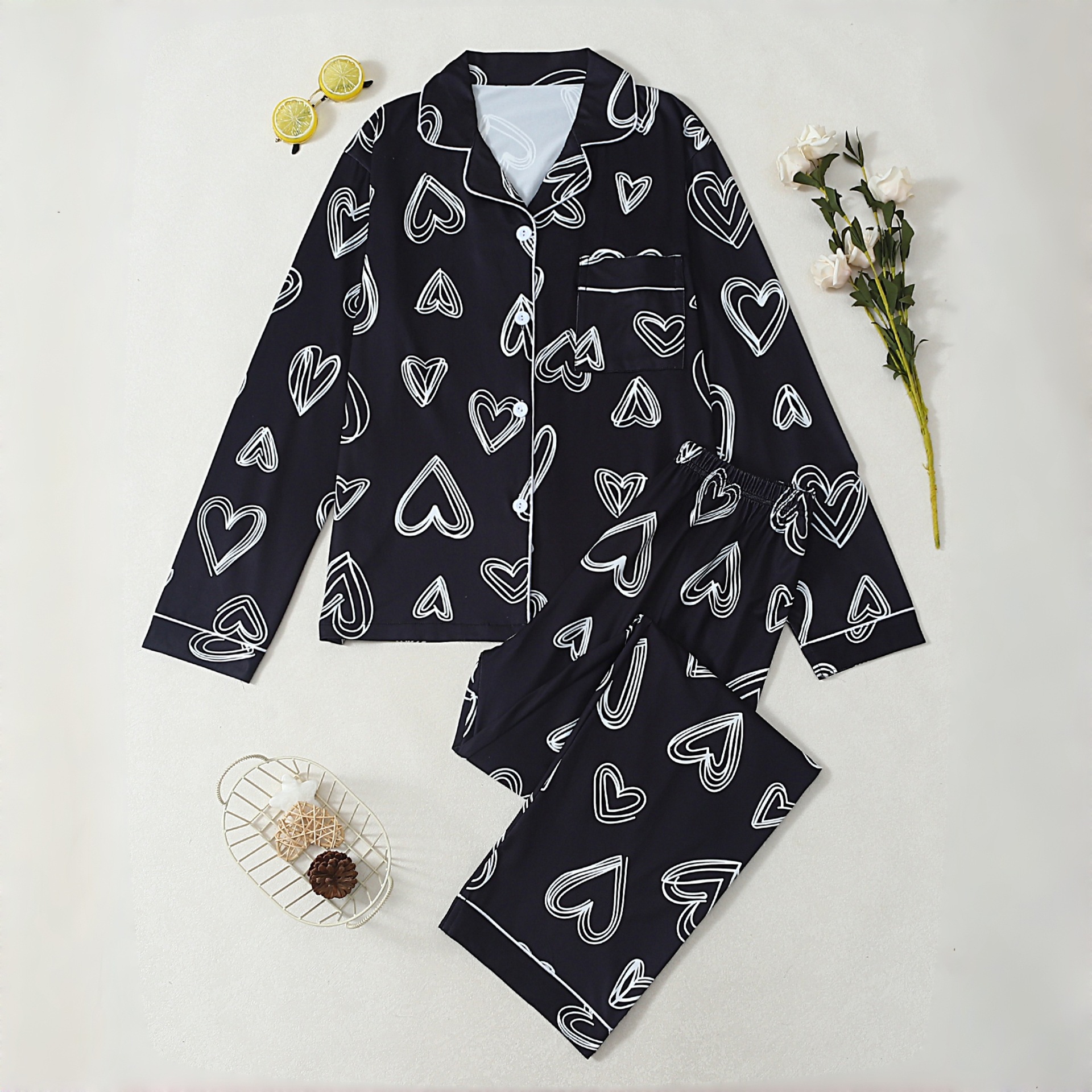 Conjunto de pijama de solapa para mujer: camiseta de manga larga y pantalón largo con estampado de corazones, ropa acogedora para el hogar._voghion.com