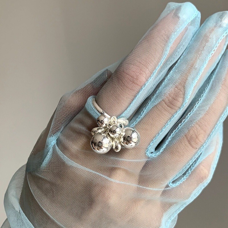 Xiaohongshu 新製品 S925 スターリングシルバーリング女性の夏インスタイルハイエンドニッチライト高級非退色シルバージュエリー|undefined