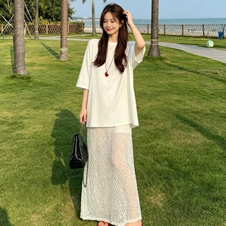 简单大方的蕾丝拼接假两件连衣裙女夏季轻奢高级感休闲慵懒风长裙