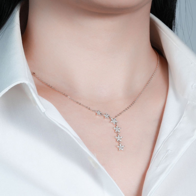 Exquisite Silver Earrings for Girls: New Rotating S925 Sterling Silver Stud Earrings with Shimmering Moissanite