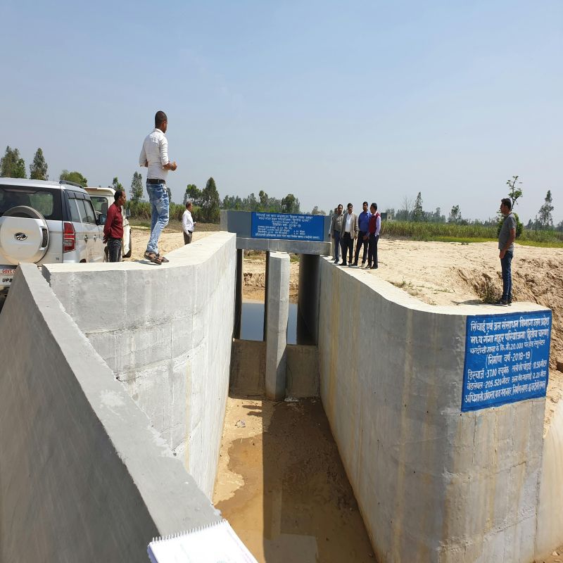 围墙涂料，水库、游泳池、储水建筑等。围墙涂料