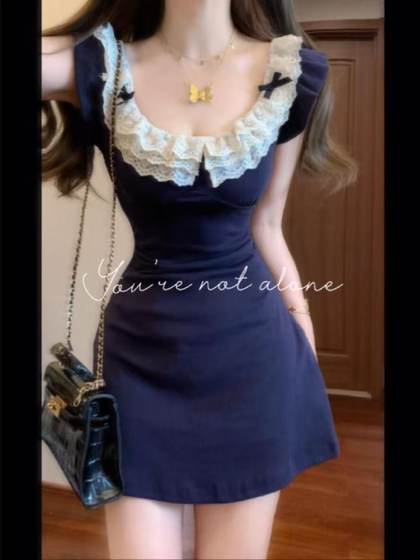 Lace Stitching Spice Girl Doll Collar dress Women's Summer New Slim-fit Pleated Waisted Slim-fit A- line Short Skirt