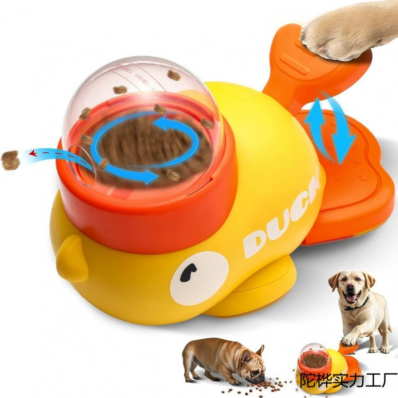 Игрушка-дозатор лакомств для кошек и собак с лиофилизированными утёнками, снимающая скуку.