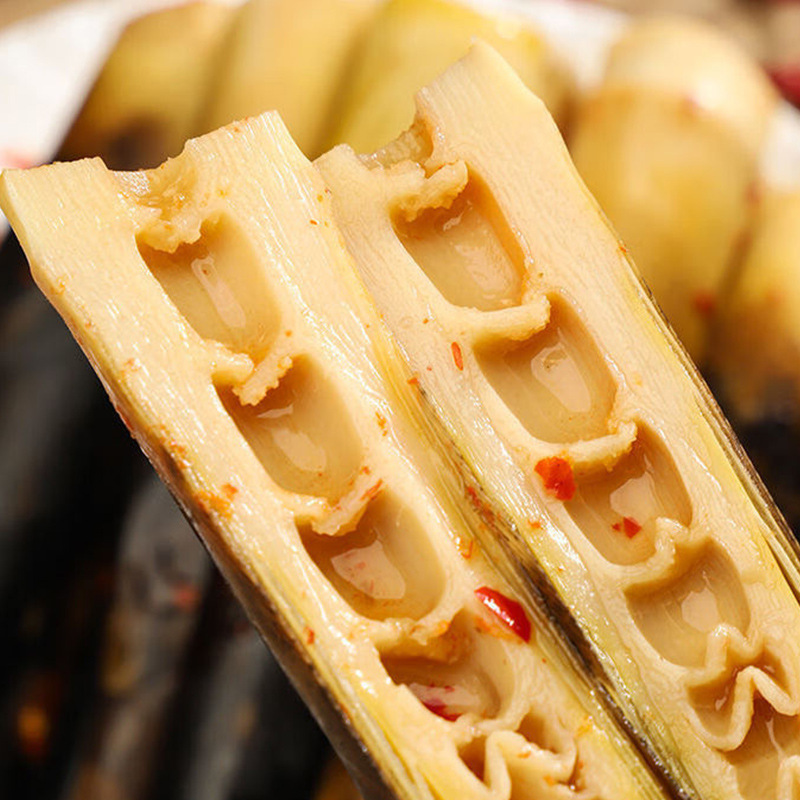 Internet celebrity hand-peeled bamboo shoots, ready to eat, hand-pulled small bamboo shoots, spicy and sour soup, hand-tear hand-peeled bamboo shoot tips, pickled pepper bamboo shoots, bamboo shoot tips 
