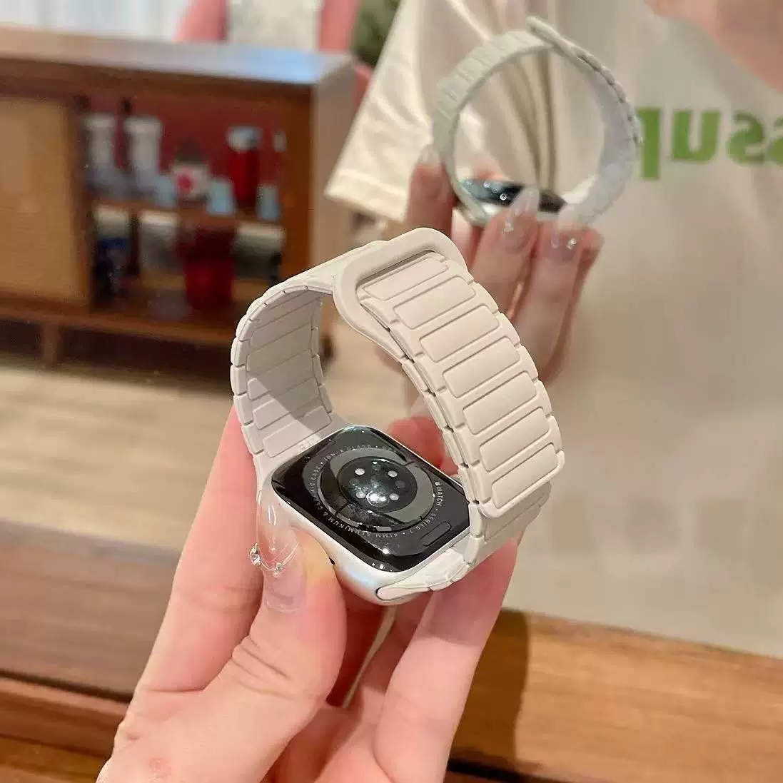 Джиньи та же модель подходит для Apple S10 часы iwatch9se ремешок Applewatch8765 магнитный силикон