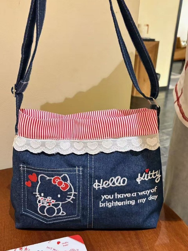 HelloKitty可爱新款单肩斜挎包ins牛仔撞色条纹刺绣大容量包包|undefined