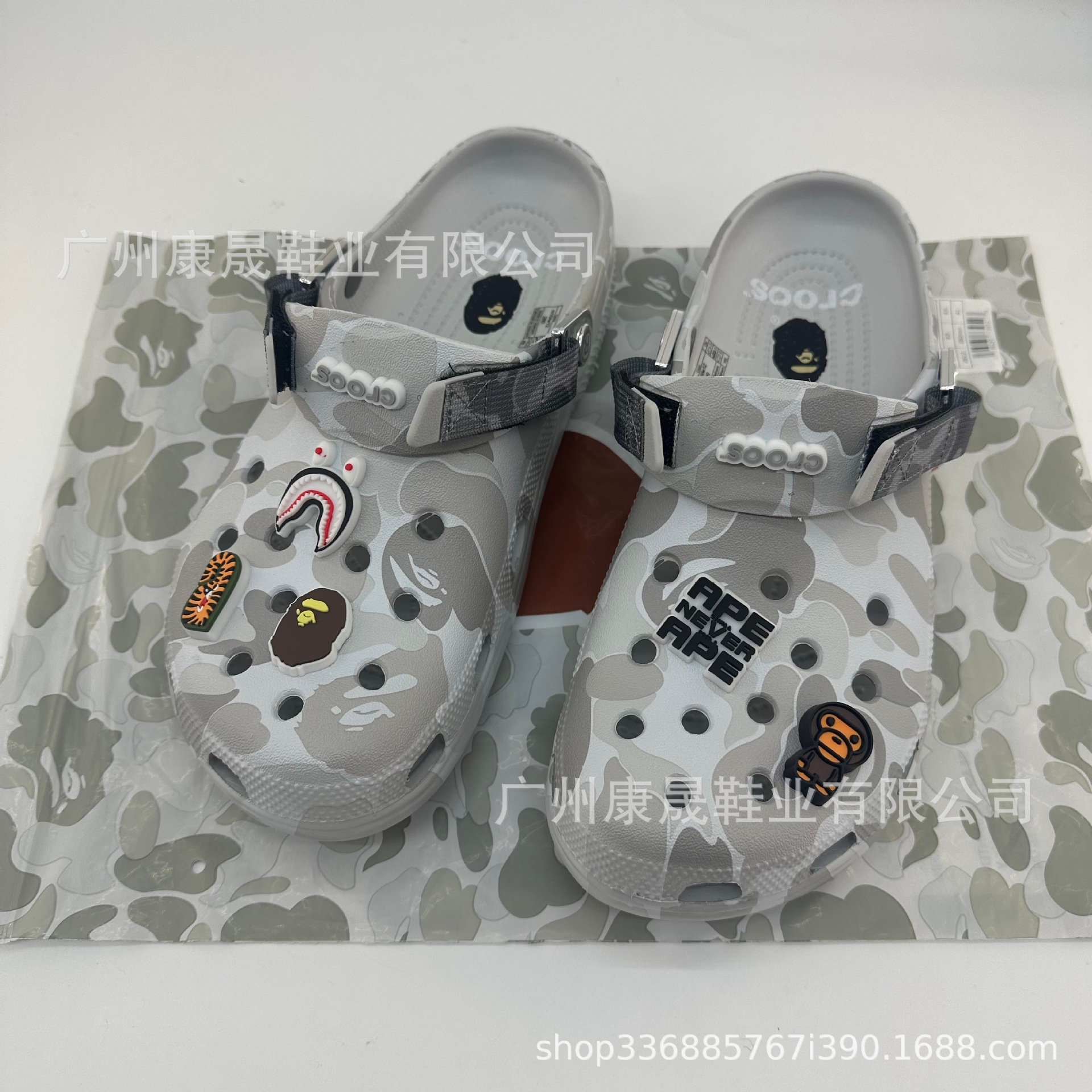 25 nuevos zapatos de agujero CROSS zapatos perezosos negro azul verde rosa tendencia de verano zapatillas casuales de pareja