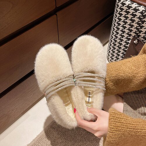 One piece of slip-on fur shoes for women, winter and winter, new Korean style fairy people-in shoes, flat cotton shoes for women