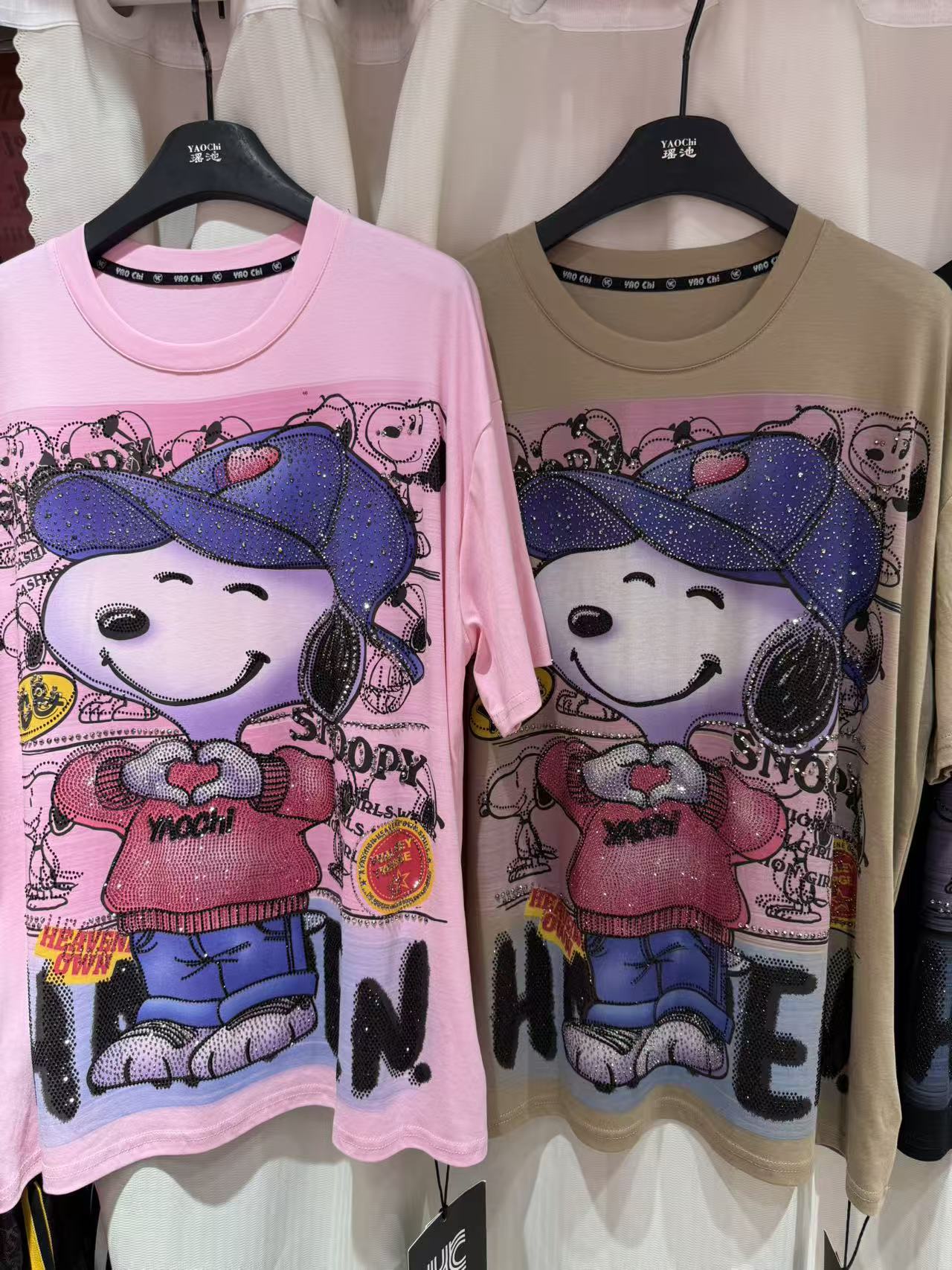 Transfronterizos de tamaño grande marca de moda Snoopy impresión de diamante caliente suelta camiseta de manga corta de mujeres coreanas de dibujos animados 2026 nuevo image 3