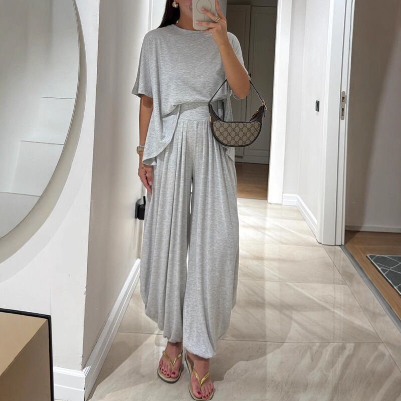 2026 hot-selling cross-border independent site: Draped professional casual solid color two-piece women's outfit with loose and comfortable wide-leg pants 2026 hot-selling cross-border independent site: Draped professional casual solid color two-piece women's outfit with loose and comfortable wide-leg pants