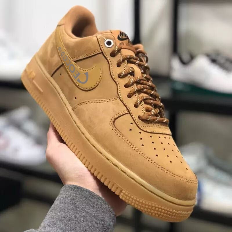 High-quality Nike men's shoes 2025 new wheat-colored Air Force One shock-absorbing sports casual shoes summer retro High-quality Nike men's shoes 2025 new wheat-colored Air Force One shock-absorbing sports casual shoes summer retro
