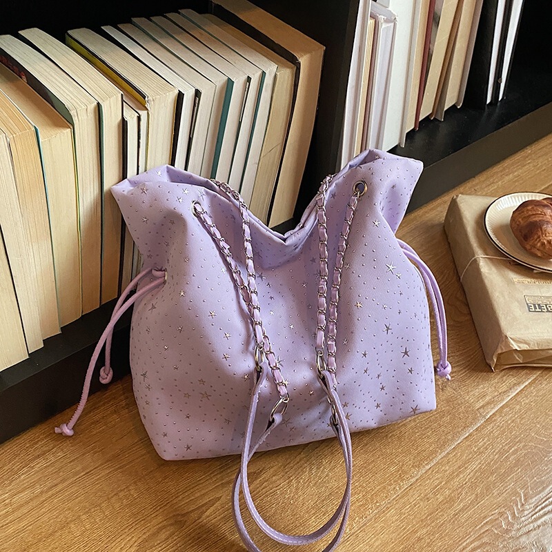 Stylish and trendy tote bag for office workers' commute, high aesthetic value, simple design, new 2026 spring-summer fashion shoulder bag