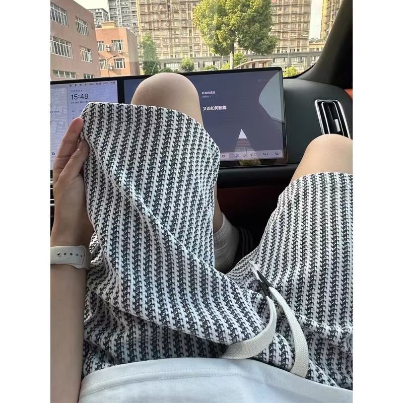 Trendy Loose Pants Versatile Quick-Dry Breathable Solid Color 2025 Same Style Shorts Summer Tiktok Trendy Loose Pants Versatile Quick-Dry Breathable Solid Color 2025 Same Style Shorts Summer Tiktok