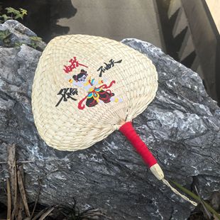 I can't help but make my life by rocking fan, rice dumpling leaf embroidery, new summer handmade old-fashioned sunflower fan