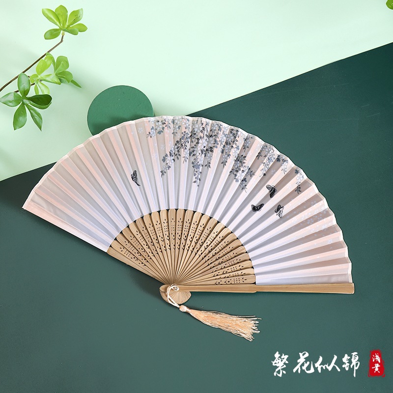 Ventilador plegable de estilo chino de verano estilo antiguo de alta gama Hanfu cheongsam abanico chino abanico de baile plegable para niños abanico de bambú