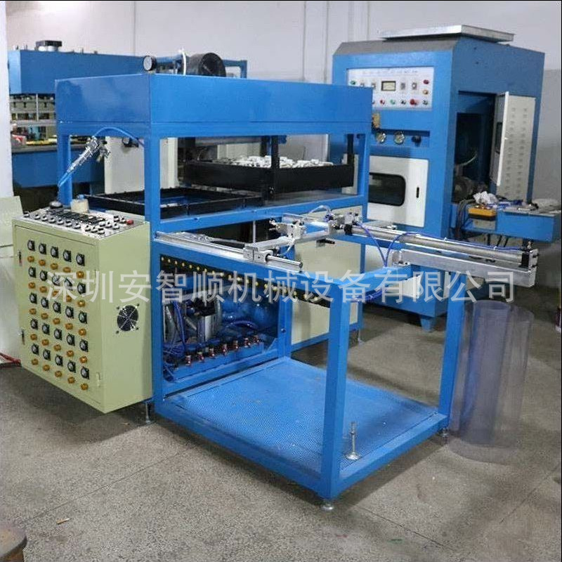 吸塑托盤(pán)成型機(jī)