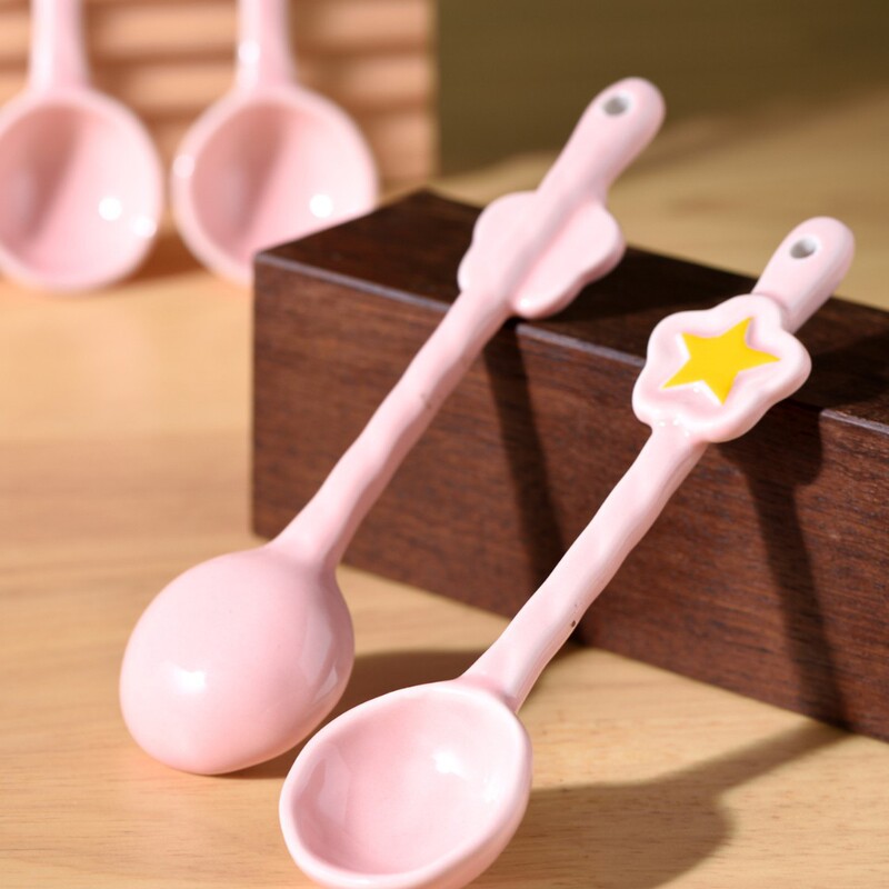 学生子供のかわいいスタースプーン子供の楽しい食器スプーンメーカー直接供給スプーン結婚式の食器ギフトアクセサリー|undefined