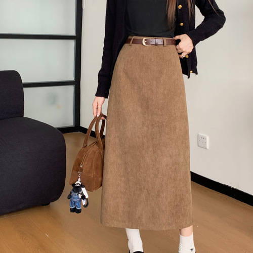 New Retro Corduroy A-Line Midi Skirt with Hip-Hugging Straight Cut, Side Slit, and Back Split Design - Versatile and Stylish Winter Dress