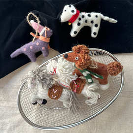 尼泊尔手工羊毛毡包包挂件可爱毛绒小马小狗玩偶挂饰ins同款包挂