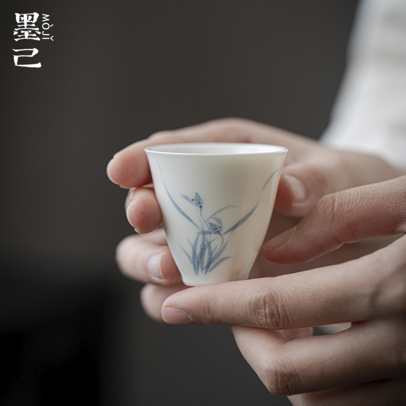 墨己 白瓷手绘家用品茗杯 功夫茶具陶瓷玉泥兰花单杯喝茶杯文人杯