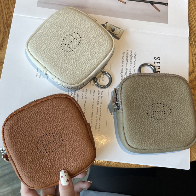 Genuine Leather Fashionable Women's Coin Purse 2024 New Top Layer Cowhide Large Capacity High Color Value Key Headset Protective Cover