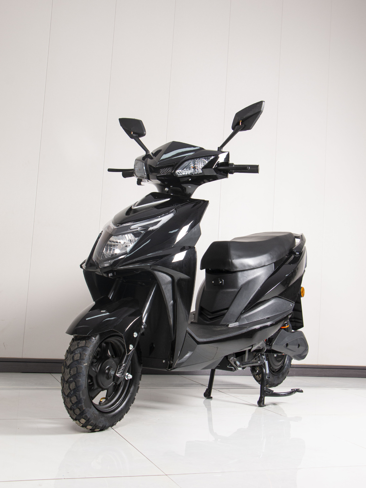 Bicicleta eléctrica para adultos, vehículo de dos ruedas de larga duración, especialmente para vehículos eléctricos, coche de batería de instrumentos digitales con barra protectora