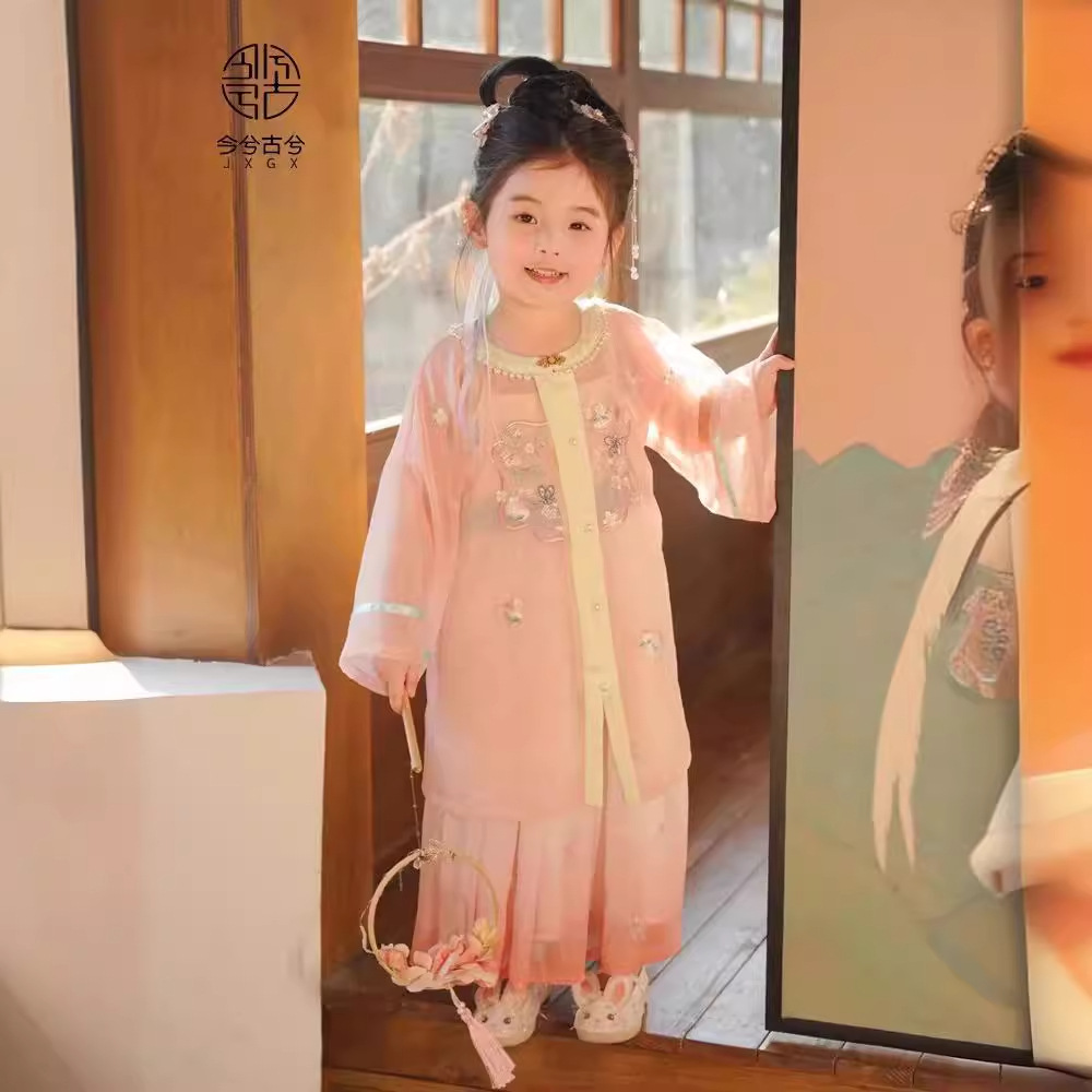 汉服女童夏新品2024春国风童装简约透气仙女飘逸古装长裙
