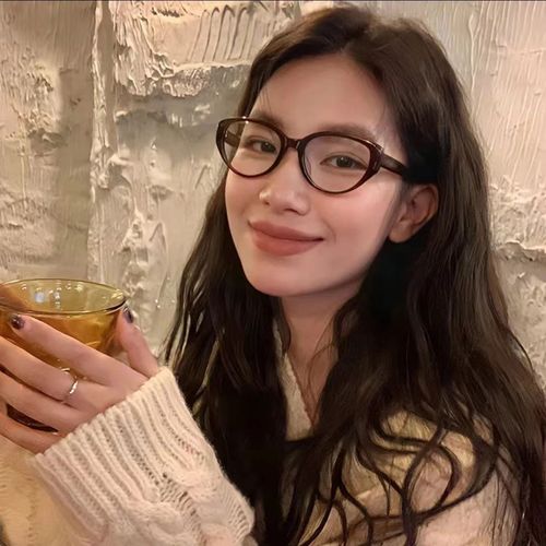 Anti-blue light flat glasses for women, prescription orange cat style, high-end and radiation-proof, black frame glasses with a strong sense of frame.