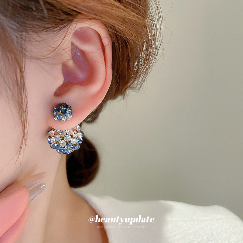 Aguja de plata incrustado en diamantes redondo delantero y trasero de dos orejas Corea del Sur Luz de lujo de alto grado pendientes de moda de nicho para mujeres