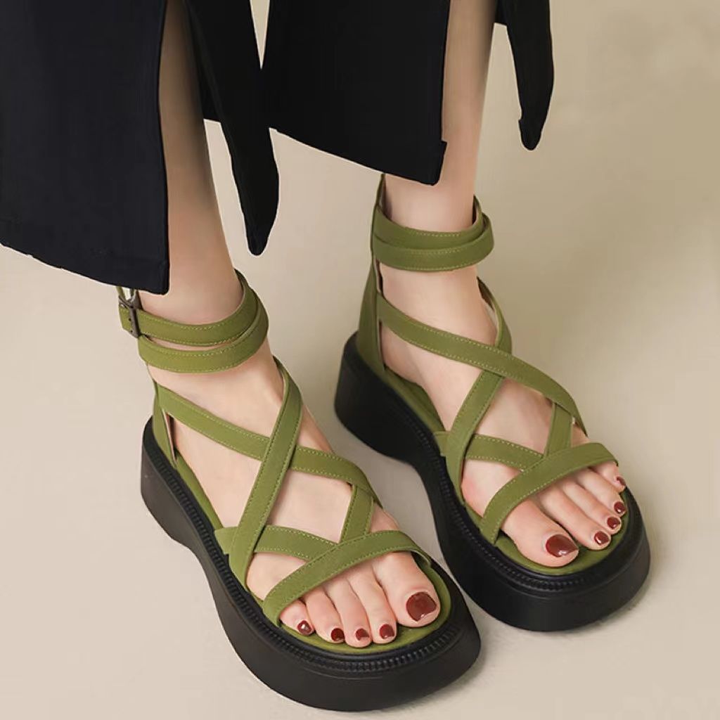 Sandalias casuales de verano para mujeres 2024 nuevos zapatos franceses vintage romanos muffins zapatos de playa de moda