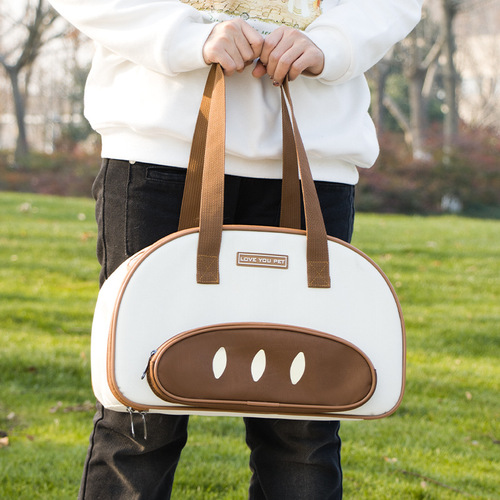 Leyoupai three-dimensional baguette-shaped cat bag, tote bag with exposed head, small dog portable cross-body pet bag