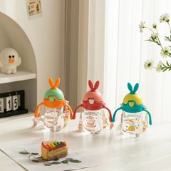 Children's anti-fall learning water cup, kindergarten baby plastic anti-leak anti-choking straw cup, strap-mounted portable drinking cup