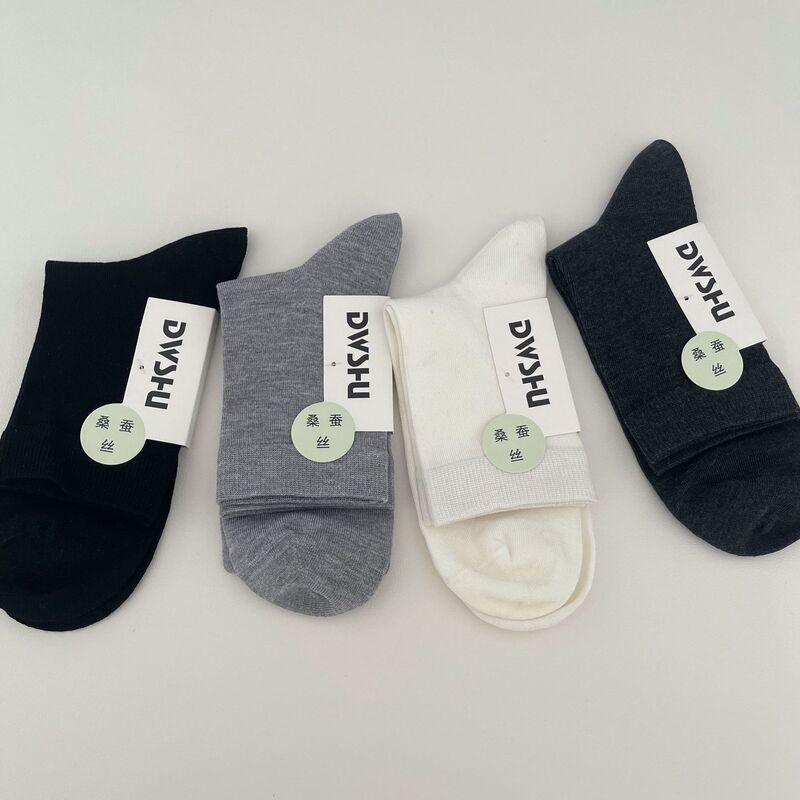 high quality men's socks! Spring and summer mulberry silk breathable boneless solid color simple mid-tube socks men's breathable sweat-absorbent thin