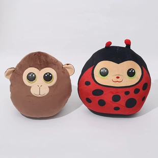 Мягкие игрушки божья коровка и обезьянка подушки