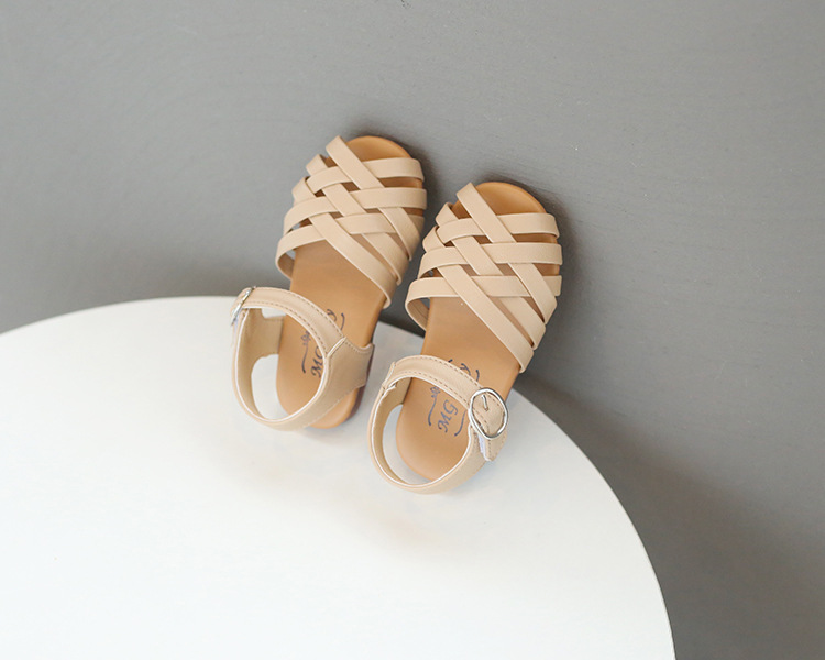Baotou Sandals with Soft Sole Korean Hollow Small Leather Summer New Girl's Roman 2022 Children's Shoes_voghion.com