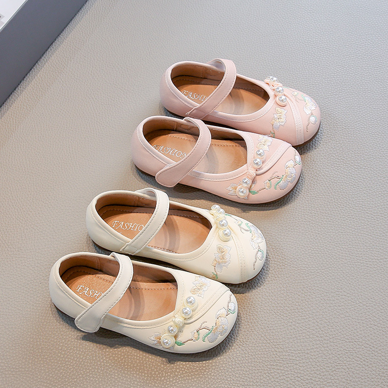 Zapatos de cuero para niñas 2025 nuevo estilo estilo chino zapatos individuales para niños estilo antiguo falda de cara de caballo zapatos Hanfu zapatos bordados de princesa para niñas image 5