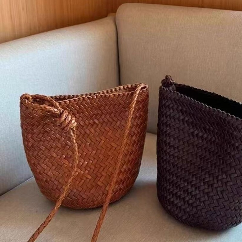 Imitation Woven Casual French-Style Bag 2025 New Model Large Capacity Trendy Shoulder Bag Niche Texture Bucket Bag Fashion Imitation Woven Casual French-Style Bag 2025 New Model Large Capacity Trendy Shoulder Bag Niche Texture Bucket Bag Fashion