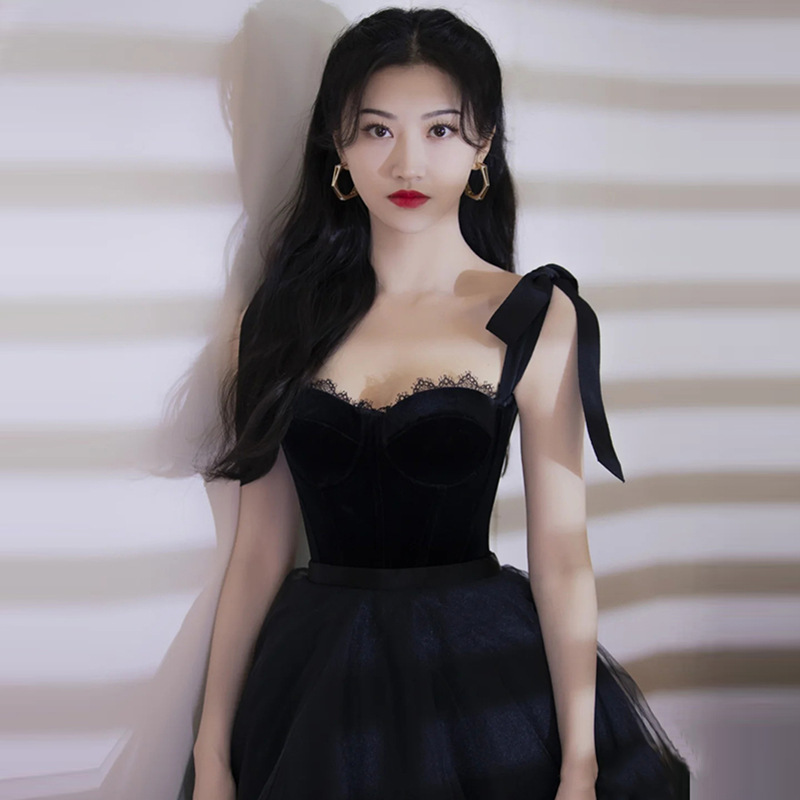 European and American Small Dress for Women 2025 Spring New Black Banquet Suspender Fairy Graduation Host Simple Dress European and American Small Dress for Women 2025 Spring New Black Banquet Suspender Fairy Graduation Host Simple Dress