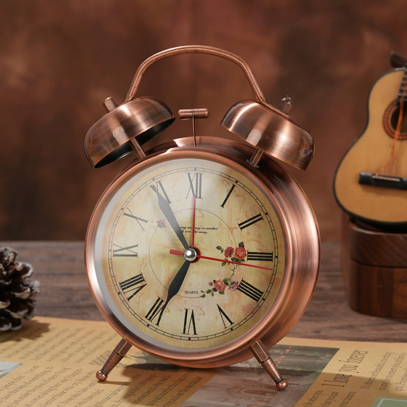 Металлические часы в стиле ретро, ​​американский креативный студенческий бесшумный светящийся громкий будильник, маленький будильник для детей и пожилых людей