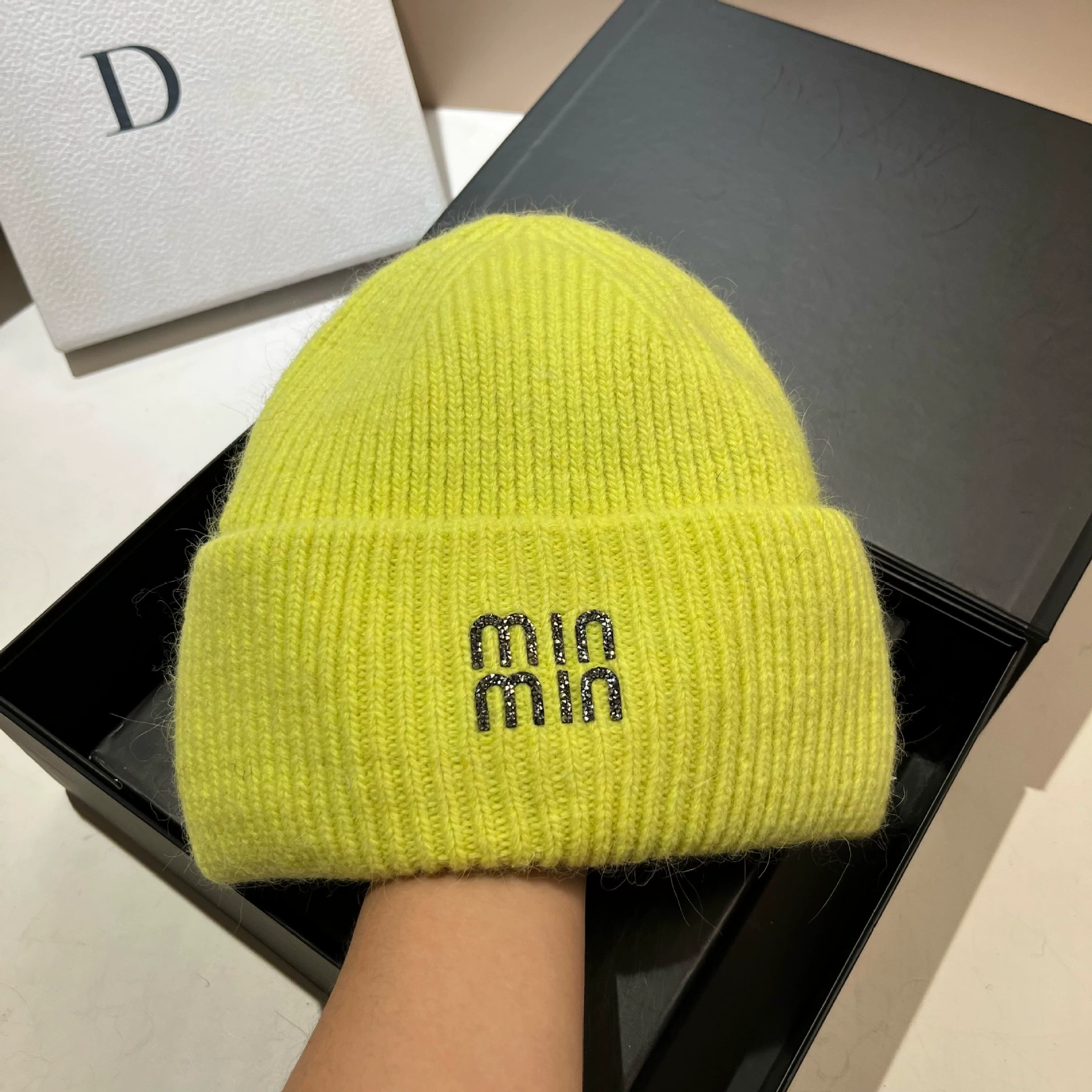 Keep warm velvet knitted hat, Korean style, increased thickness