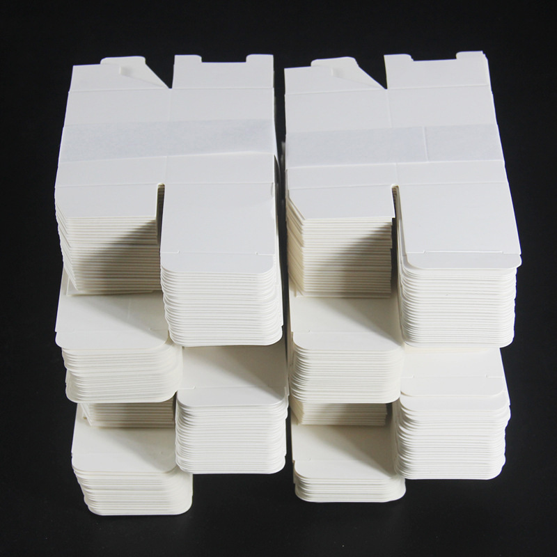 生产批发牛皮纸铜板盒包装批发正方形小白盒彩盒logo长方形卡纸盒