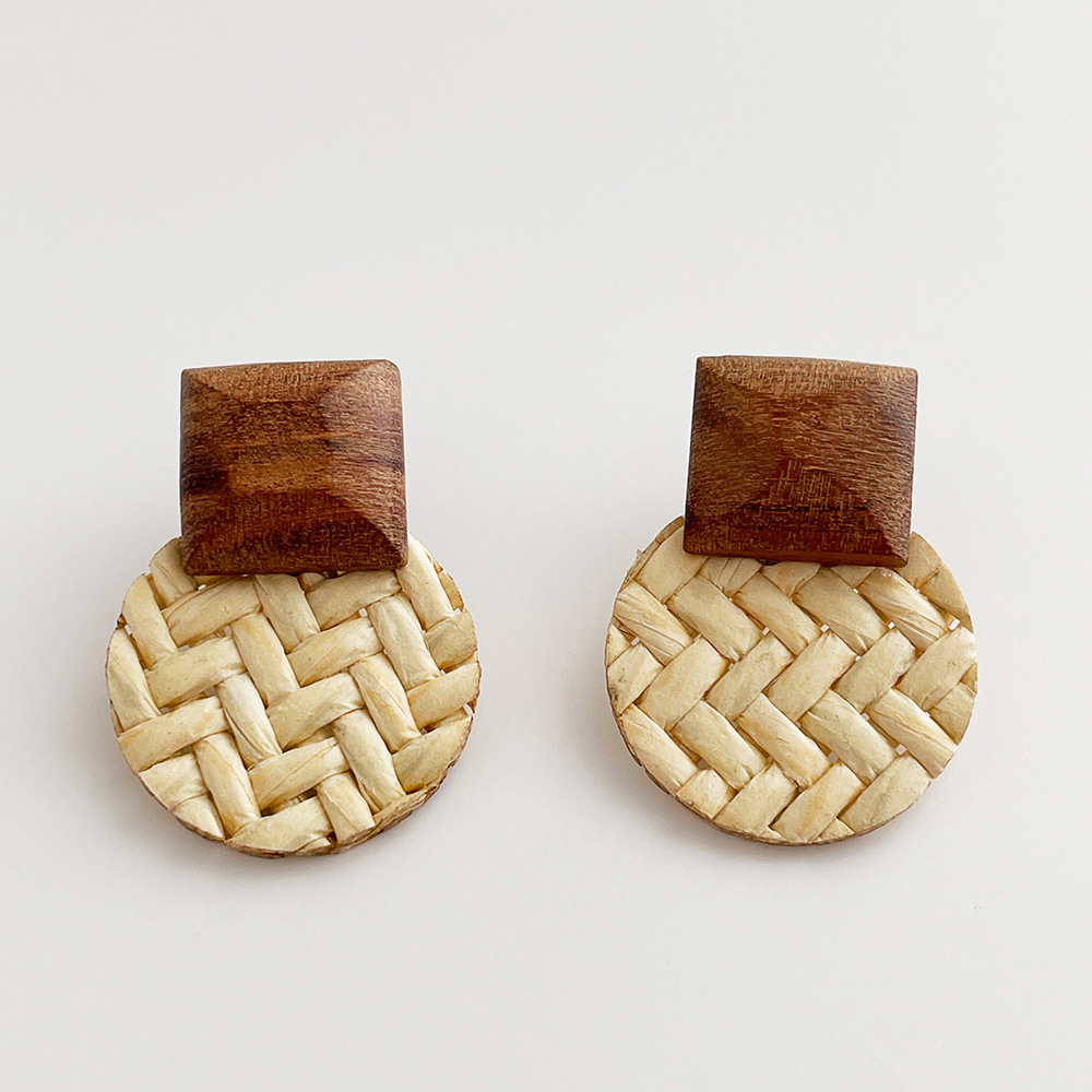 1 Pair Casual Vacation Round Braid Wood Drop Earrings display picture 5