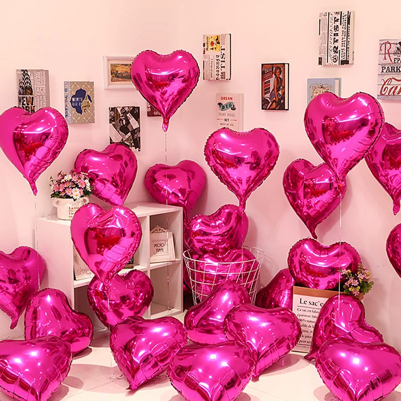 Día de la diosa forma corazón de globo día de nacimiento lleno de helio aire